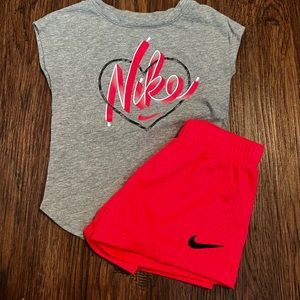 Nike 4T shorts set hot pink